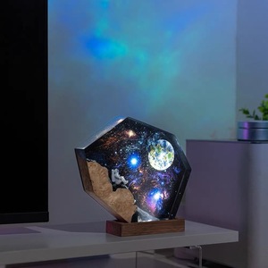 Lámpara <span class=keywords><strong>de</strong></span> Resina Galaxia con Astronauta Hecho a Mano, Lámpara <span class=keywords><strong>de</strong></span> Arte en Madera, Lámpara Decorativa Espacial Única <span class=keywords><strong>de</strong></span> Epoxi para Navidad y Halloween - Product Image 5