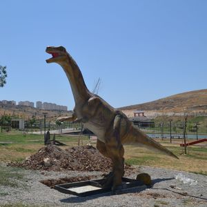 Modelo Animatrónico <span class=keywords><strong>de</strong></span> Dinosaurio con Control Remoto para Interiores o Exteriores, Jurassic Park Cetdino, en Venta - Product Image 1