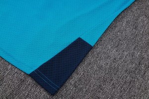 Conjunto de <span class=keywords><strong>Camiseta</strong></span> de Fútbol Personalizada BOMP 2026 <span class=keywords><strong>España</strong></span>: Conjunto de Entrenamiento para Adultos de Tela Transpirable y de Secado Rápido (<span class=keywords><strong>Camiseta</strong></span> y Pantalones Cortos) - Product Image 4