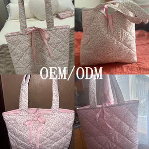 Bolso de Mano Estético Personalizado, Bonito Bolso Tote Rosa con Flores y Listón - Product Image 4