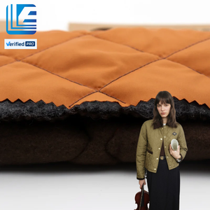 Tela Acolchada con Rejilla de Diamantes Personalizable, Forro Polar Compuesto 100% Poliéster, Impermeable, Cortavientos, Cálido, para Abrigo de Niña - Product Image 1