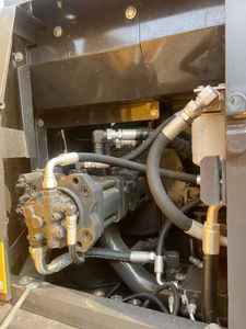 Boutique Volvo 140 9 véhicules neufs ces dernières années heures de travail courtes - Product Image 2