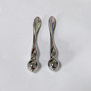 เครื่องนวดหน้าแบบช้อนสำหรับทาครีมบำรุงรอบดวงตา ทำจากโลหะสีเงิน อุปกรณ์เสริมความงาม - Product Image 3