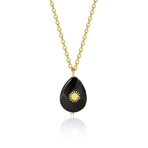 Collier vintage en acier inoxydable avec pendentif géométrique plaqué or et breloque en pierre naturelle - Product Image 5