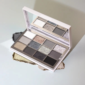 <span class=keywords><strong>Paleta</strong></span> <span class=keywords><strong>de</strong></span> Sombras <span class=keywords><strong>de</strong></span> <span class=keywords><strong>Ojos</strong></span> Portátil Pequeña Cuadrada <span class=keywords><strong>de</strong></span> 12 Tonos con Impresión <span class=keywords><strong>de</strong></span> tu Logotipo, Tonos Ahumados en Gris Oscuro, Marrón, Blanco y Tonos Seductores - Product Image 2