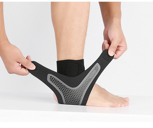Attrezzatura Protettiva Sportiva Traspirante e Leggera, Supporto <span class=keywords><strong>per</strong></span> Caviglia con Chiusura a Strappo, Anti-Entorsione <span class=keywords><strong>per</strong></span> Basket e Danza - Product Image 4