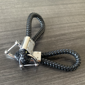 LLavero de marca de coche de metal popular al por mayor llavero de cuero trenzado con logotipo de coche de metal plateado para recuerdos y promociones - Product Image 6