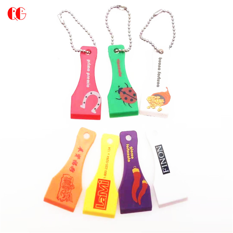 Пластиковый скребок для лотерейных карт с логотипом на заказ, скребок для билета с брелоком