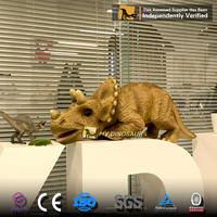 Mon Dino DH014 Équipement de terrain de jeu Marionnette de dinosaure réaliste en 3D Tricératops