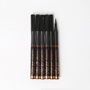 <span class=keywords><strong>Prix</strong></span> réduit en stock – Eyeliner liquide noir waterproof longue tenue avec logo, à pointe fine en coton, sans bavures - Product Image 6