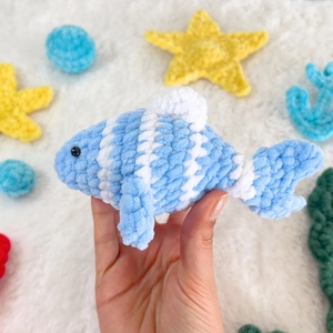 Gran oferta, juguetes personalizados de animales marinos de ganchillo, tejido a mano caballito de mar, medusas, <span class=keywords><strong>Beluga</strong></span>, ballena, estrella de mar, <span class=keywords><strong>Animal</strong></span> del océano, juguetes de peluche de ganchillo - Product Image 4