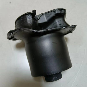 Pièces automobiles en gros, silentbloc de bras de suspension 48725-44051, silents de suspension de haute qualité pour Avensis Verso <span class=keywords><strong>ACM20</strong></span> - Product Image 1