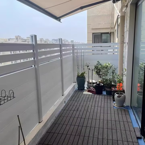 Pannello Recinzione <span class=keywords><strong>da</strong></span> <span class=keywords><strong>Esterno</strong></span> in WPC Effetto Legno Bianco Massiccio Pannello a Doghe per Privacy Recinzione in WPC per Giardino Telaio Facilmente Assemblabile per Cancello Cortile - Product Image 1