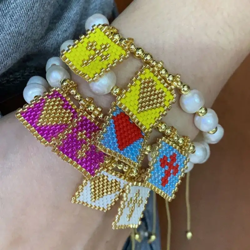 Boho Style Mixed Heart Cross Miyuki Perlen Vergoldetes Messing Süßwasser Perle verstellbares Armband