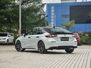 Honda Civic berline 2019, intérieur en cuir, toit ouvrant, automatique, traction avant, <span class=keywords><strong>5</strong></span> places, 1.5T essence, panoramique, caractéristiques de la voiture, pneus R16, turbo gauche - Product Image 3