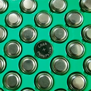 แบตเตอรี่กระดุมอัลคาไลน์ <span class=keywords><strong>LR44</strong></span> AG13 1.5V ความจุสูง A76 357 303 SR44 L1154 <span class=keywords><strong>V13GA</strong></span> สำหรับนาฬิกา เครื่องคิดเลข ของเล่น อุปกรณ์การแพทย์ - Product Image 5