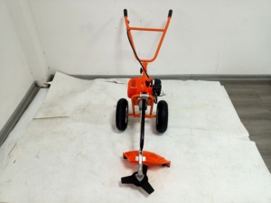 Débroussailleuse thermique professionnelle sans fil 52 cm³ à 2 temps, 2 roues, pour la coupe de l'herbe, motoculteur manuel de qualité industrielle - Product Image 4