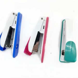 Agrafeuse manuelle portable mini format économique pour bureau, agrafeuse colorée pour étudiants, papeterie pour l'école et le bureau - Product Image 4