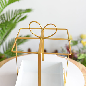 Metal Flower <b>Basket</b> Heart Shape Gold Plated Geometric Portable Storage <b>Basket</b> For Office Space Minimalist Style - Product Image 2