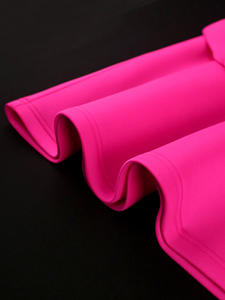 Robe d'été trapèze H-5086 avec décoration 3D roses, style décontracté et féminin, en tissu peigné respirant et lavable, longueur genou - Product Image 4