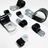 Abrazaderas en P Recubiertas de PVC Antivibración con Acero Galvanizado |   Abrazaderas de Tubo Acolchadas con Revestimiento de Goma para Fijación de Cables