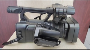 กล้องวิดีโอระดับมืออาชีพ Sony HXR-NX100 Full HD NXCAM - Product Image 3