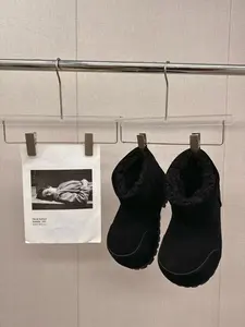 Chaussures de ski unisexes personnalisées pour hommes et femmes, chaudes, à plateforme, à semelle épaisse, vintage, en cuir, bottes de neige à bout large, bottines pour femmes - Product Image 3