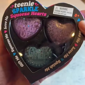 Juguete Antiestrés de Corazón, Suave al Tacto, de Rebote Rápido, Mini Juguete Portátil de Mano, Unisex, Venta Caliente - Product Image 1