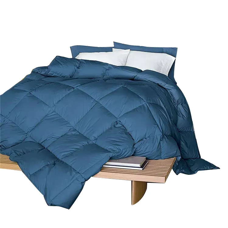 Customized vintage luxury queen size bedding comforter sets quilt down comforter goose