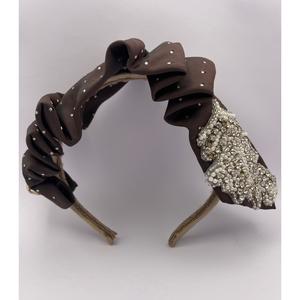 Diadema Elegante con Diseño Único, Hecha en Italia - Product Image 1