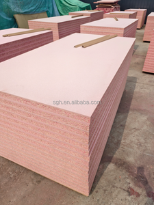 แผ่นชิปบอร์ดเคลือบสารหน่วงไฟ FD60 สำหรับประตูภายใน E1 ฟอร์<span class=keywords><strong>ม</strong></span>าลดีไฮด์ต่ำ 580 กก./ลบ.<span class=keywords><strong>ม</strong></span>. - Product Image 4