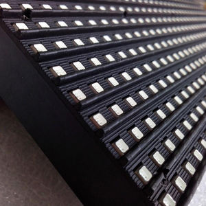 شاشة عرض عالية السطوع P4 وحدات إعلانية LED للوحات الإعلانية بحجم 320×160 مم شاشة LED خارجية عملاقة للإعلانات - Product Image 4