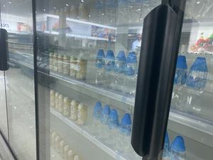 Réfrigérateur commercial à double porte vitrée pour supermarché, grande capacité, armoire de refroidissement verticale pour boissons - Product Image 5