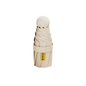 Parapluie manuel pliable en cinq sections, mini, léger, compact, protection UV, pour femmes, avec étui - Product Image 1