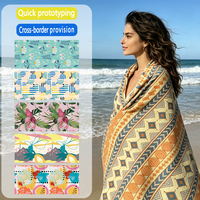 Serviette de plage en microfibre de daim compressée antimicrobienne, résistante au sable, avec poche, motifs floraux imprimés et logo personnalisé
