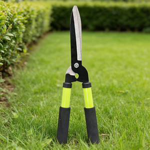 Cisailles à haies VERTAK 15 pouces 50 #   Outil de taille de jardin avec lame en acier traité thermiquement et poignée en mousse - Product Image 1
