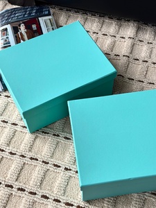 ชุดแก้วเซรามิกเคลือบสีน้ำเงินคลาสสิกแบบใช้แล้วทิ้ง สำหรับคู่รัก พร้อมหูจับ ใช้ดื่มเป็นของขวัญ - Product Image 4