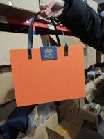 Emballage en carton d'art recyclable personnalisé OEM, petite boîte cadeau en papier cosmétique avec impression UV
