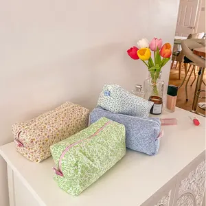Customize Eco-friendly Cosmetic Bag Private Label Cotton Makeup Bag Flower Organic Quilting Makeup Bag
