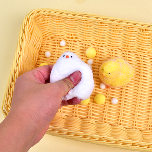 Juguete Antiestrés Blandito y Adorable de TPR para Niños, ¡Gran Venta! Pollo de Pascua Esponjoso con Carcasa, Juguete Sensorial Mochi de Pollo - Product Image 3