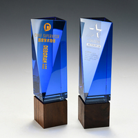 Nouveau design trophée de cristal design créatif excellent trophée de sport d'honneur d'employé prix de danse prix de gros d'usine trophée de verre