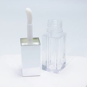 Vente en gros de tubes de rouge à lèvres carrés vides cosmétiques avec logo personnalisé grande brosse tubes de conteneur vides transparents pour rouge à lèvres - Product Image 4