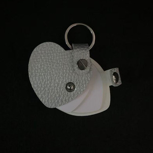 Porte-clés en cuir vierge pour sublimation thermique, personnalisable avec motif litchi - Product Image 6