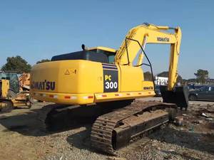 Pompe de boîte de vitesses d'excavatrice sur chenilles Komatsu PC300 d'occasion de haute qualité, 30 tonnes, d'origine, modèle 2020-2023 - Product Image 2