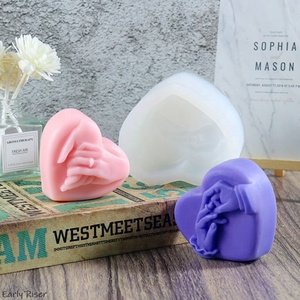 Early Riser DIY diseño creativo Día de San Valentín símbolos de amor Mano a Mano jabón vela perfumada molde Resina de silicona epoxi Silicona - Product Image 3