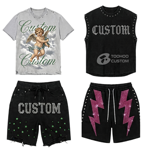 Ensemble T-shirt et short unisexe pour homme, délavé, avec strass et motifs graphiques thermocollés, coupe ample et décontractée - Product Image 1