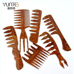 Set di pettini portatili in plastica OEM/ODM per salone, con pettine a forcella e pettine a spina di pesce, per lo styling di capelli afro con pomata e oli. - Product Image 1