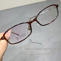 Lunettes de myopie ultra-légères de haute qualité petite monture de diamant anti-lumière bleue pour femmes et hommes avec des chiffres élevés en gros