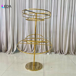 Centro de Mesa Geométrico de Lujo LEDA en Dorado, Soporte de Hierro para Flores, Centro de Mesa para Decoración de Bodas y Eventos - Product Image 2
