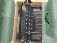 Machine de Pilates Reformer Commerciale en Bois d'Érable avec Barre de Repose-Pieds Intégrée, Barre à Trois Rangées de Ressorts, Rehausseur de Corde en Aluminium pour Studio et Entraînement en Salle de Sport